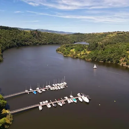 Botel Nuits Insolites Sur Un Bateau 12m En Pleine Nature Bully (Loire)