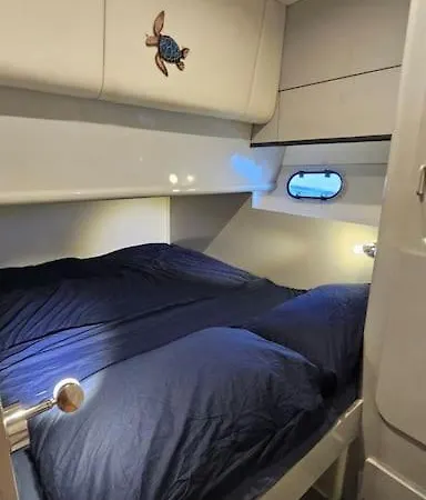 Nuits Insolites Sur Un Bateau 12m En Pleine Nature Bateau-hôtel Bully (Loire)