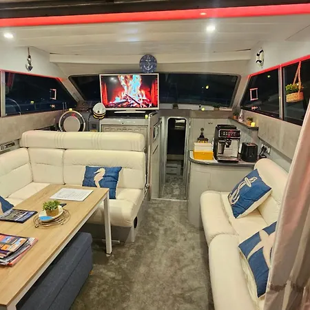 Nuits Insolites Sur Un Bateau 12m En Pleine Nature *